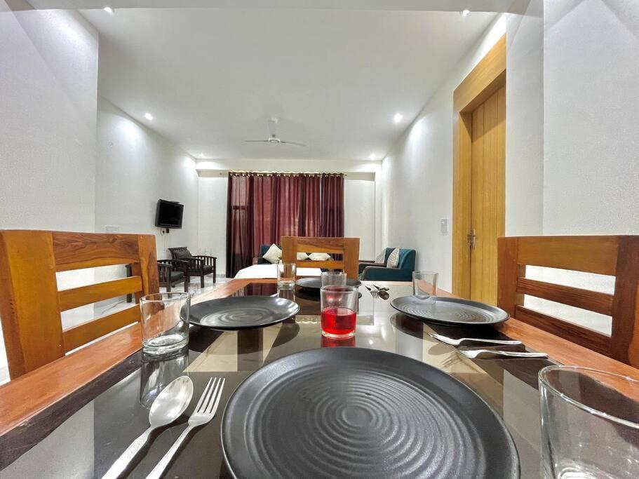 Host Jatin Kasauli Crest 7O1827O7O3 Lägenhet Exteriör bild