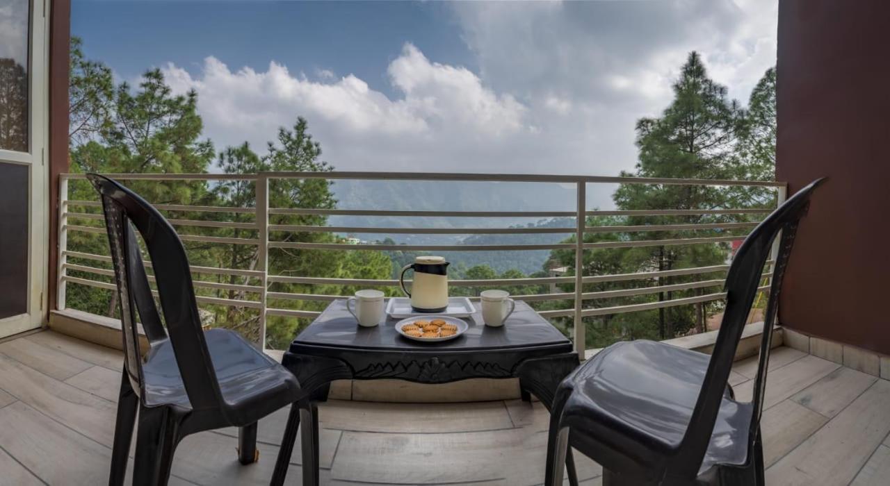 Host Jatin Kasauli Crest 7O1827O7O3 Lägenhet Exteriör bild